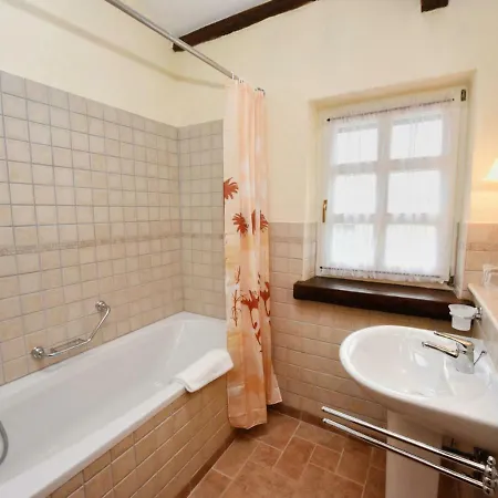빌라 Lathraea Sveti Lovreč Pazenatički
