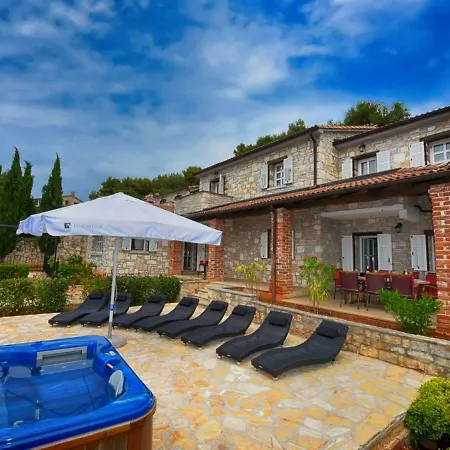 Lathraea * Sveti Lovreč Pazenatički